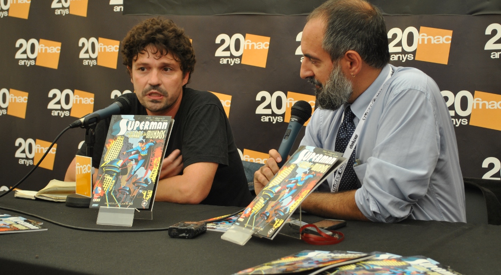 Gustavo Martínez, editor de DC Comics a ECC Ediciones, i Jordi Ojeda, professor associat de la UB, presentant el còmic al Festival de Sitges